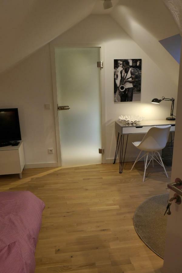 Privatzimmer Schoenfelder Dusseldorf Exterior photo